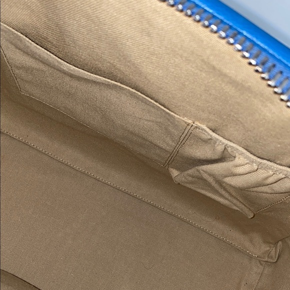 Givenchy Electric Blue Large Antigona Leather Handbag - Picture 11 of 13